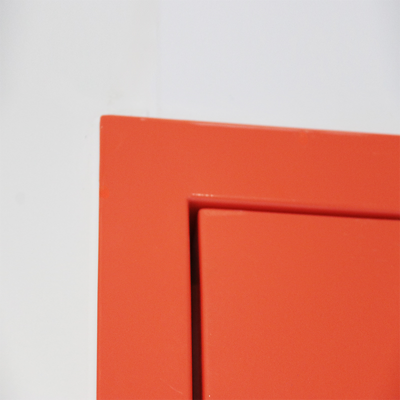 Puerta limpia de acero tipo marco rodeado